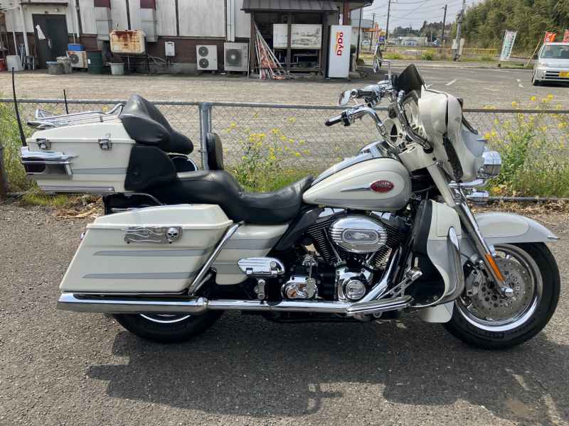 Harley-Davidson Electra Glide FLHTCU1580 2008