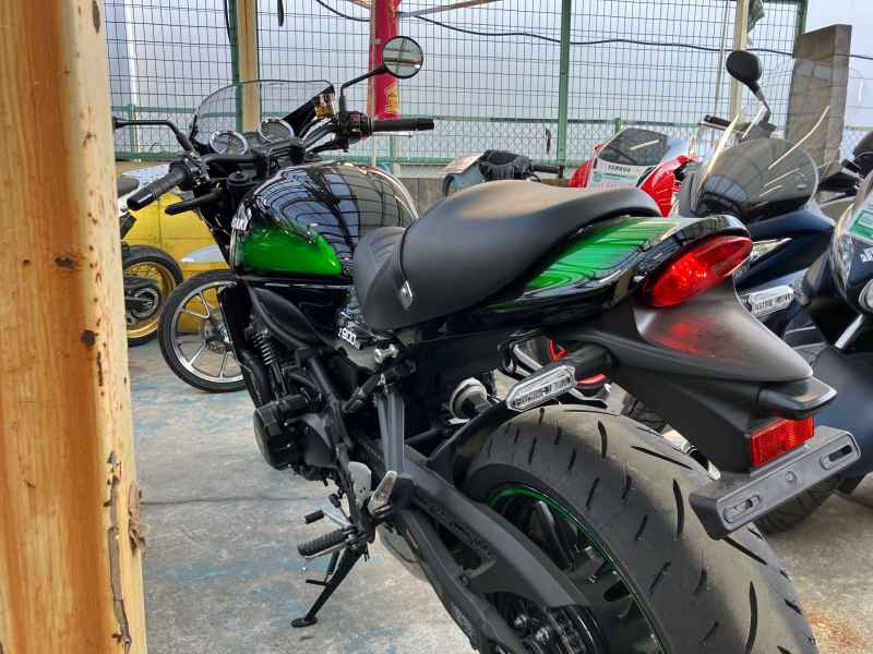 Kawasaki Z900RS Cafe 2025