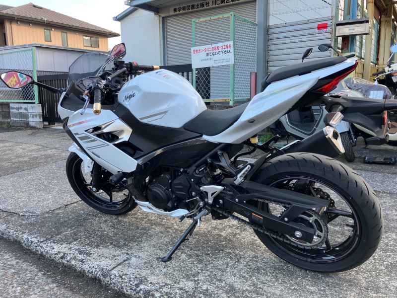 Kawasaki Ninja 400 2022
