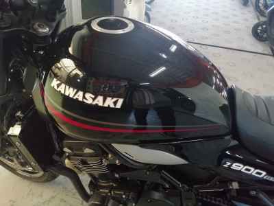 Kawasaki Z900RS 2024