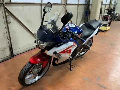 Honda CBR250R 2011