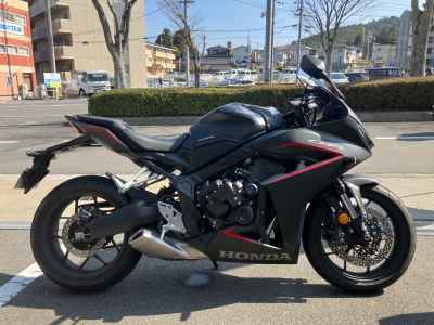 Honda CBR650R E-Clutch 2025