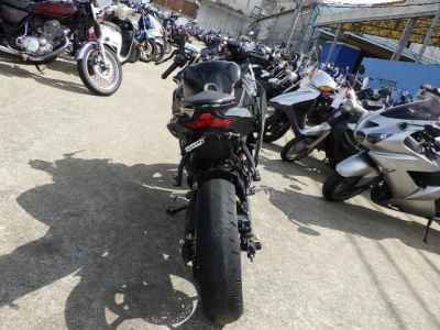 Kawasaki Ninja ZX-25R 2022
