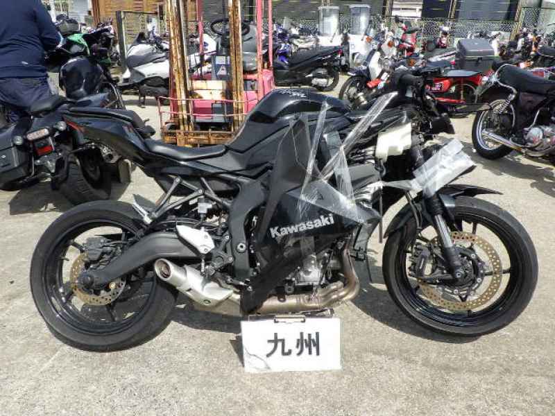 Kawasaki Ninja ZX-25R 2022
