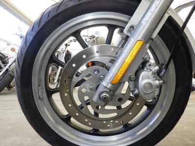 Harley-Davidson 883L