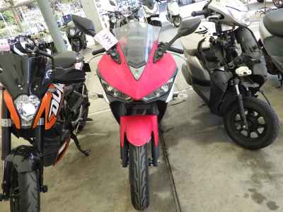 Yamaha YZF-R25 2016