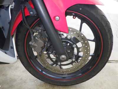 Yamaha YZF-R25 2016
