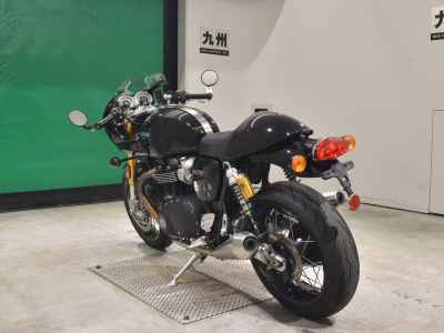 Triumph Thruxton 1200