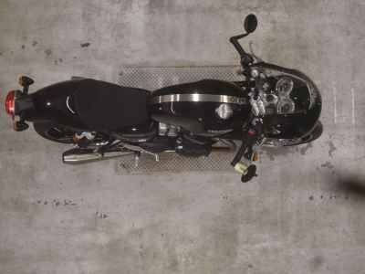 Triumph Thruxton 1200