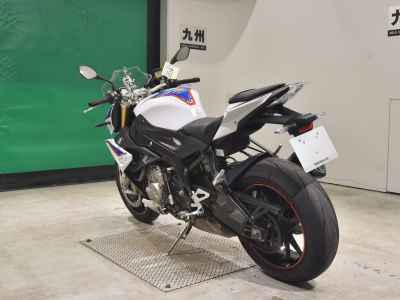 BMW S1000R