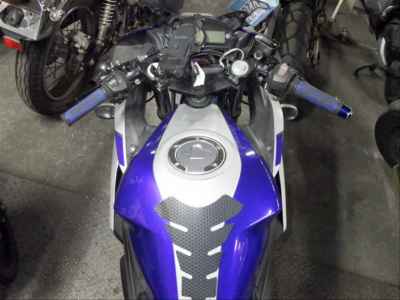 Yamaha YZF-R25 2015