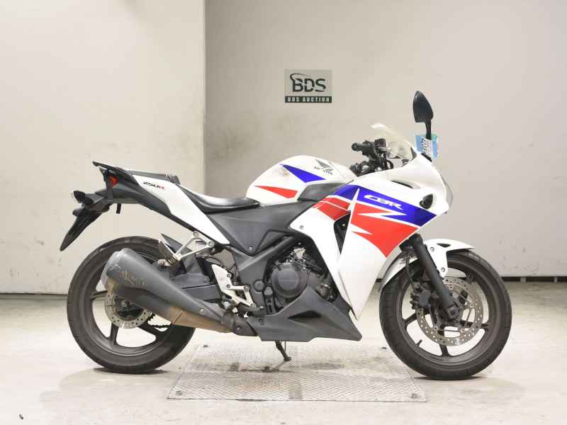 Honda CBR250R 2013