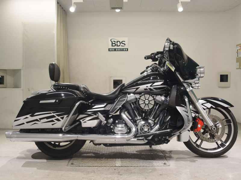 Harley-Davidson Street Glide FLHXS1690 2015