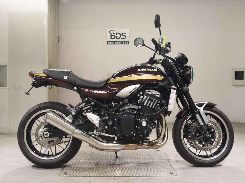 Kawasaki Z900RS 2024