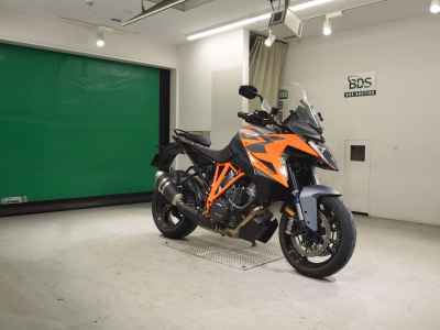 KTM 1290 Super Duke GT 2023
