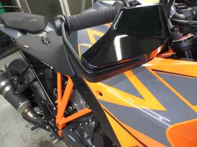 KTM 1290 Super Duke GT 2023