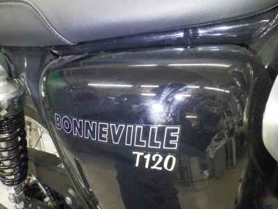 Triumph Bonneville T120 2023