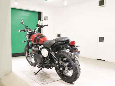 Triumph Scrambler 900 2023