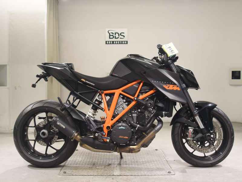 KTM 1290 Super Duke R 2016