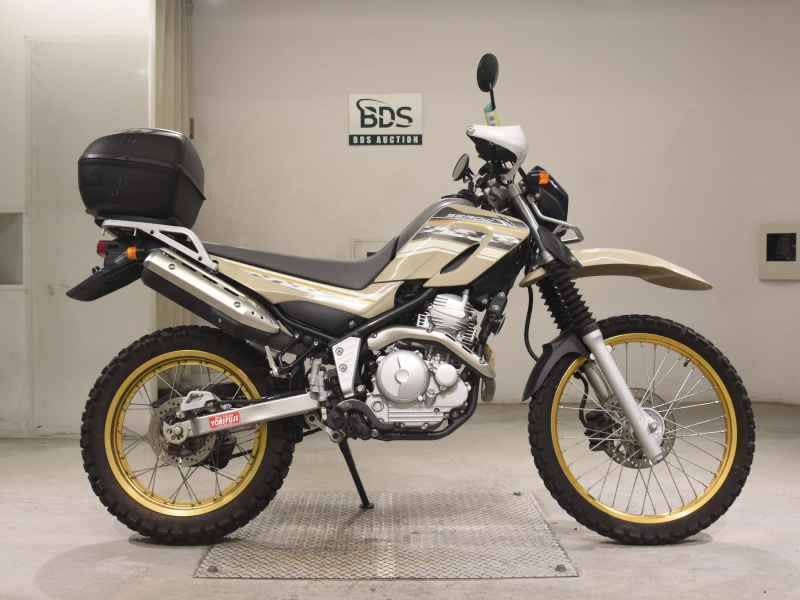 Yamaha XT250 Serow 2016