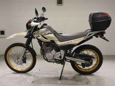 Yamaha XT250 Serow 2016
