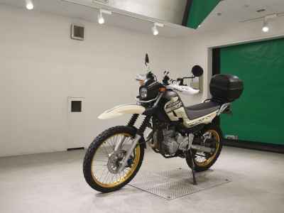 Yamaha XT250 Serow 2016