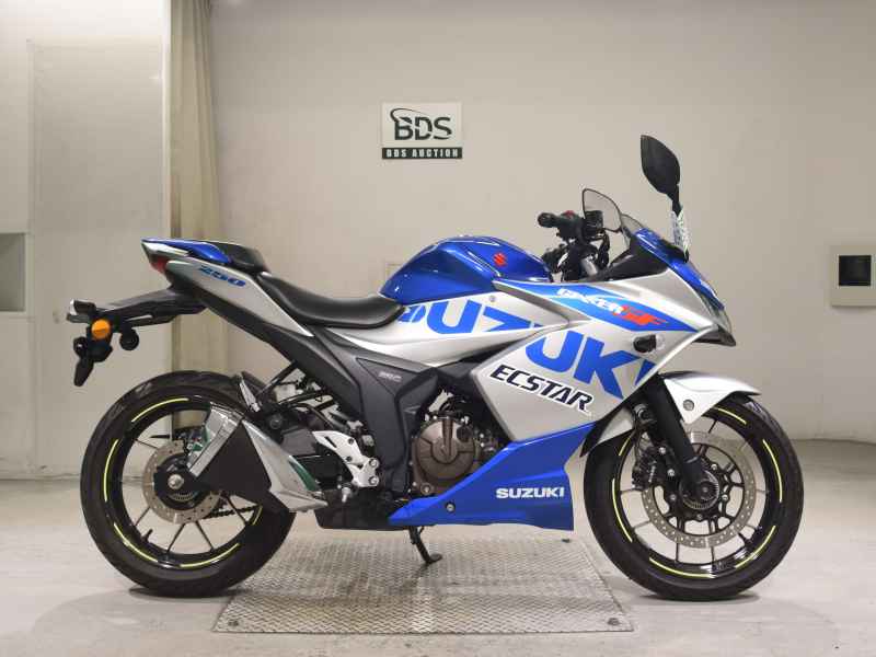 Suzuki Gixxer 250SF