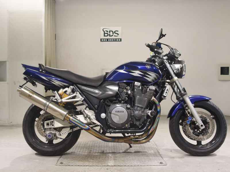Yamaha XJR1300 2006