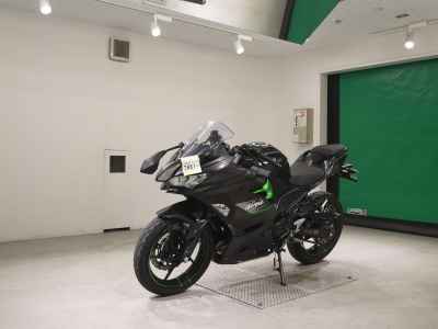 Kawasaki Ninja 250 2024