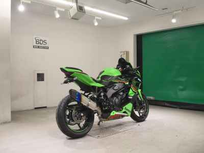 Kawasaki Ninja ZX-25R 2024