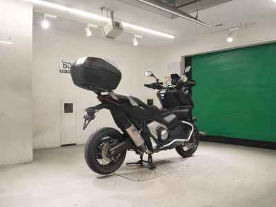 Honda X-Adv 750 2022