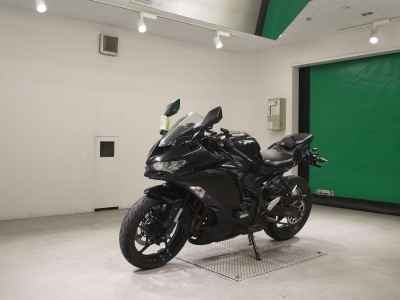 Kawasaki Ninja ZX-25R
