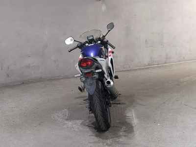 Honda CBR250R