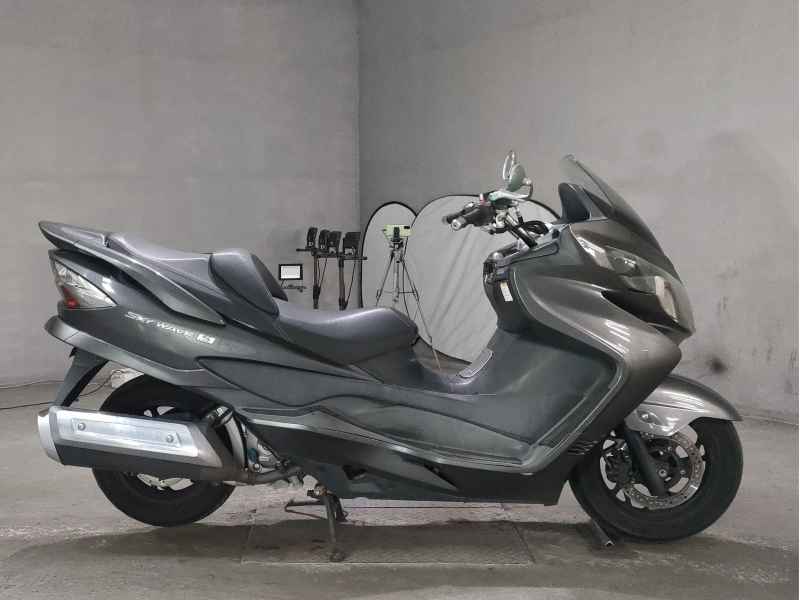 Suzuki Skywave 250S