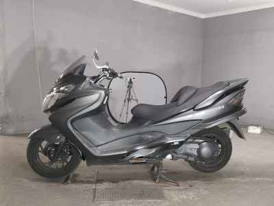 Suzuki Skywave 250S