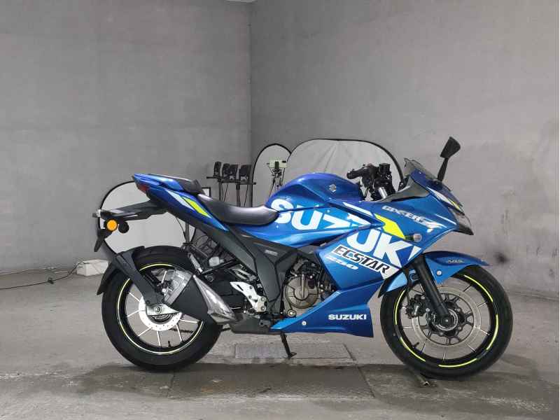 Suzuki Gixxer 250SF