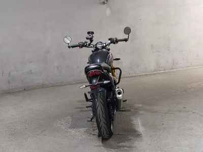 Triumph Speed 400 2024