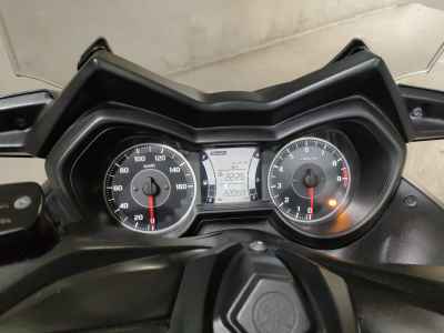 Yamaha XMAX 250