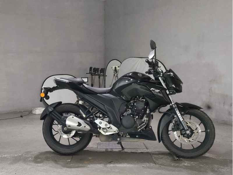 Yamaha FZ25