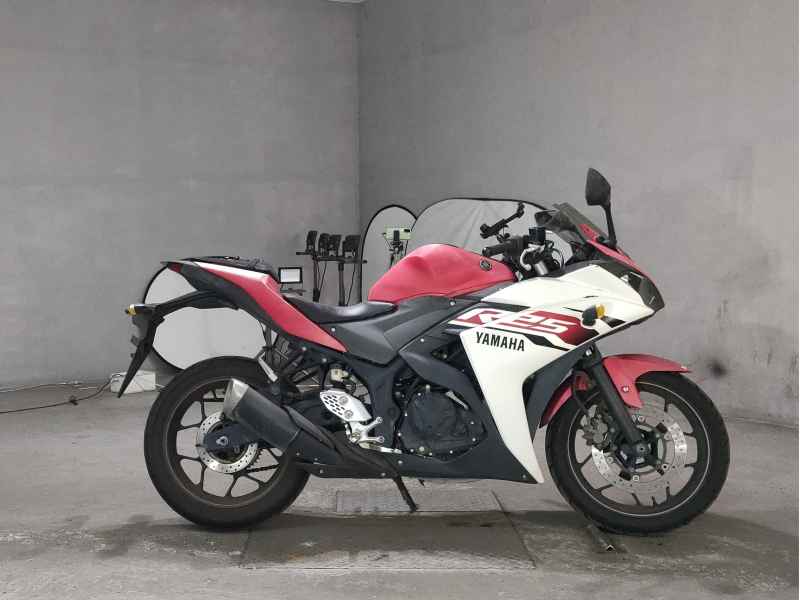 Yamaha YZF-R25