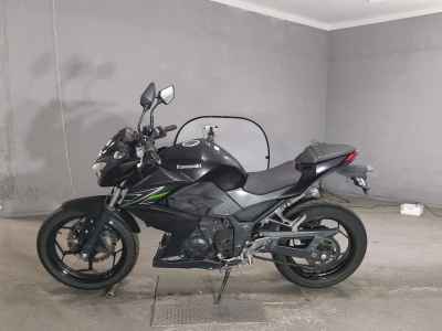 Kawasaki Z250