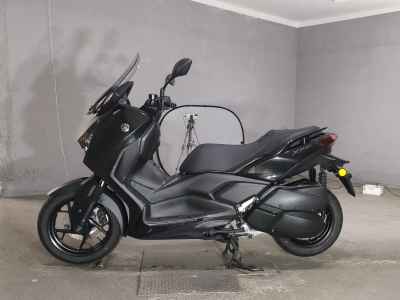 Yamaha XMAX 250