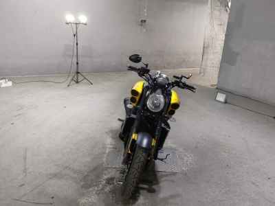 Yamaha V-Max 1200 2010