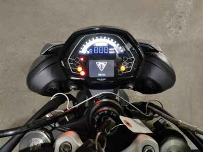 Triumph Street Triple R 2025