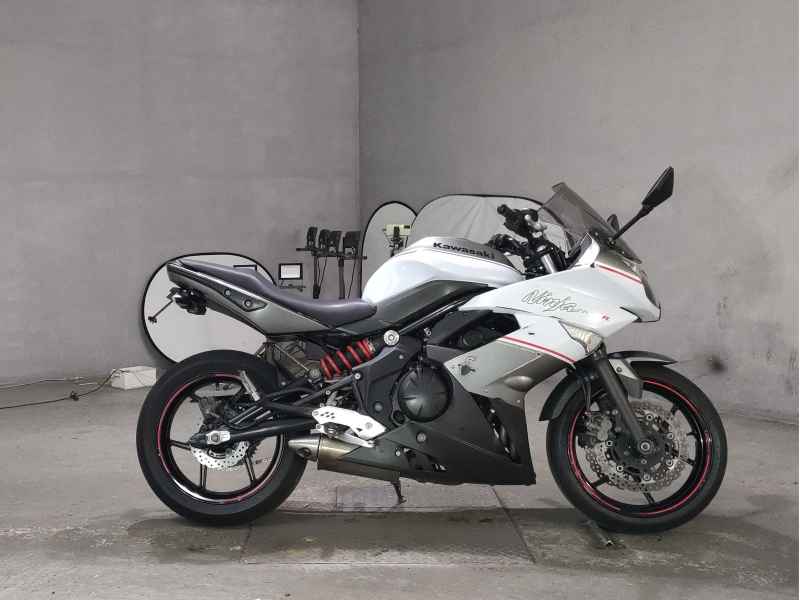 Kawasaki Ninja 400R 2013