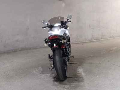 Kawasaki Ninja 400R 2013