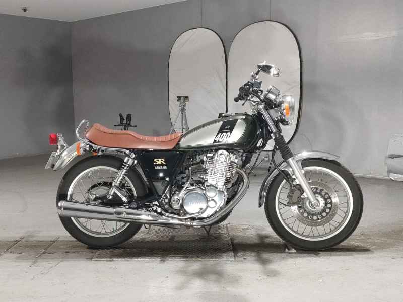 Yamaha SR400 2016