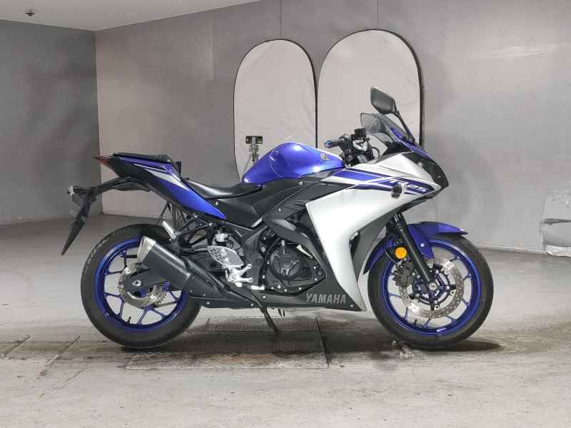 Yamaha YZF-R25 2016