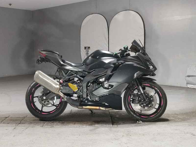 Kawasaki Ninja ZX-4R SE 2023