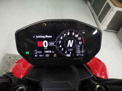 Ducati Streetfighter V2 2023